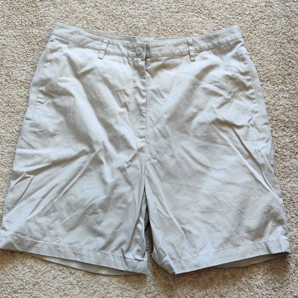 ⚓✔️Eddie Bauer Khaki Shorts - Picture 1 of 3